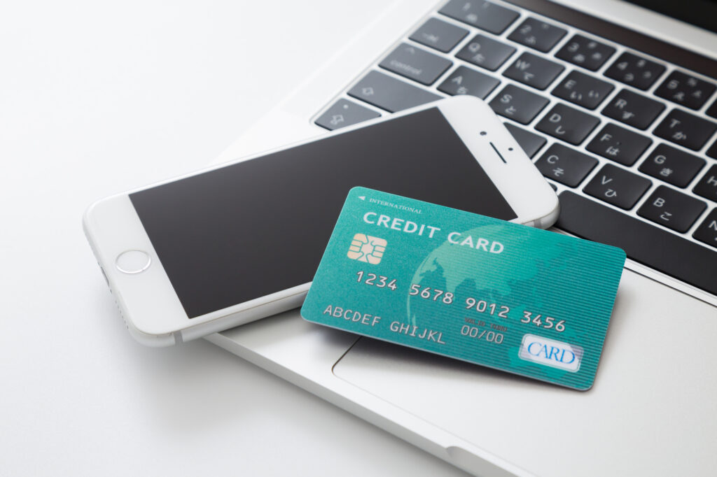 アプリ課金するスマホとクレジットカード